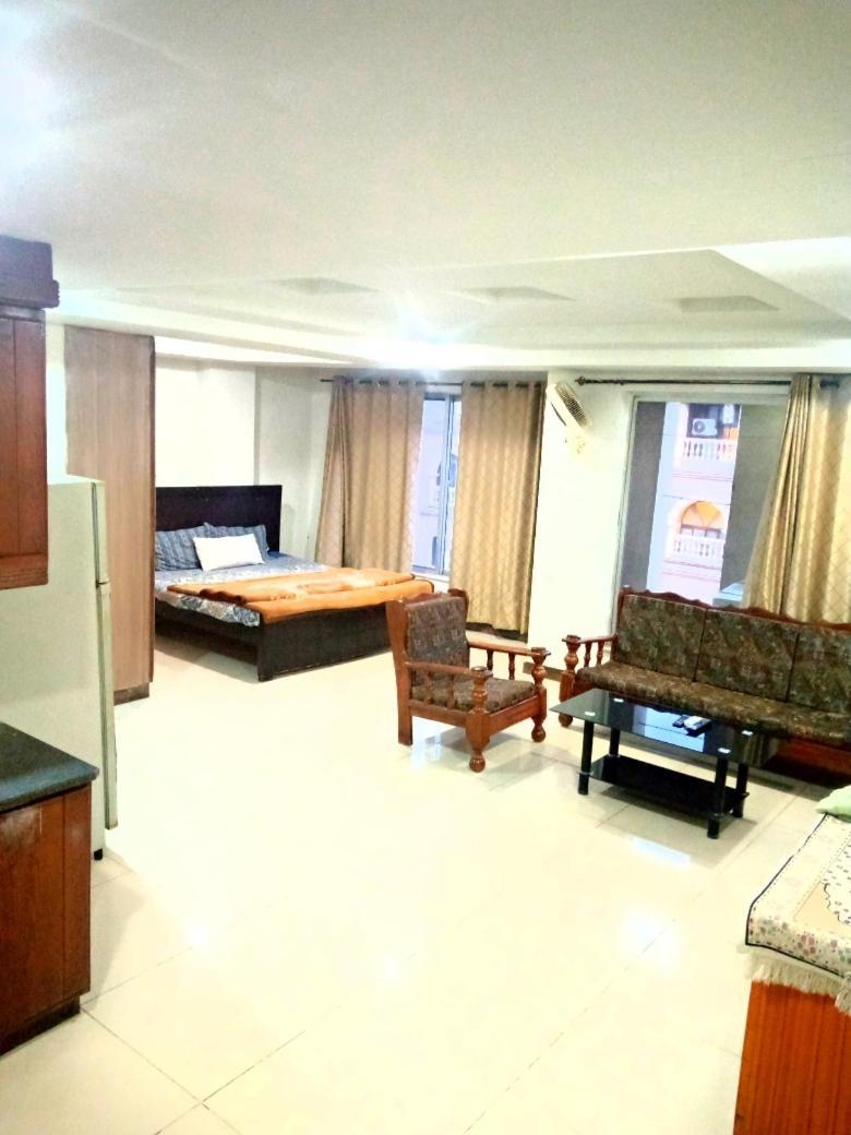 Comfortable Rental Apartments In Bahria Town Равалпинди Экстерьер фото