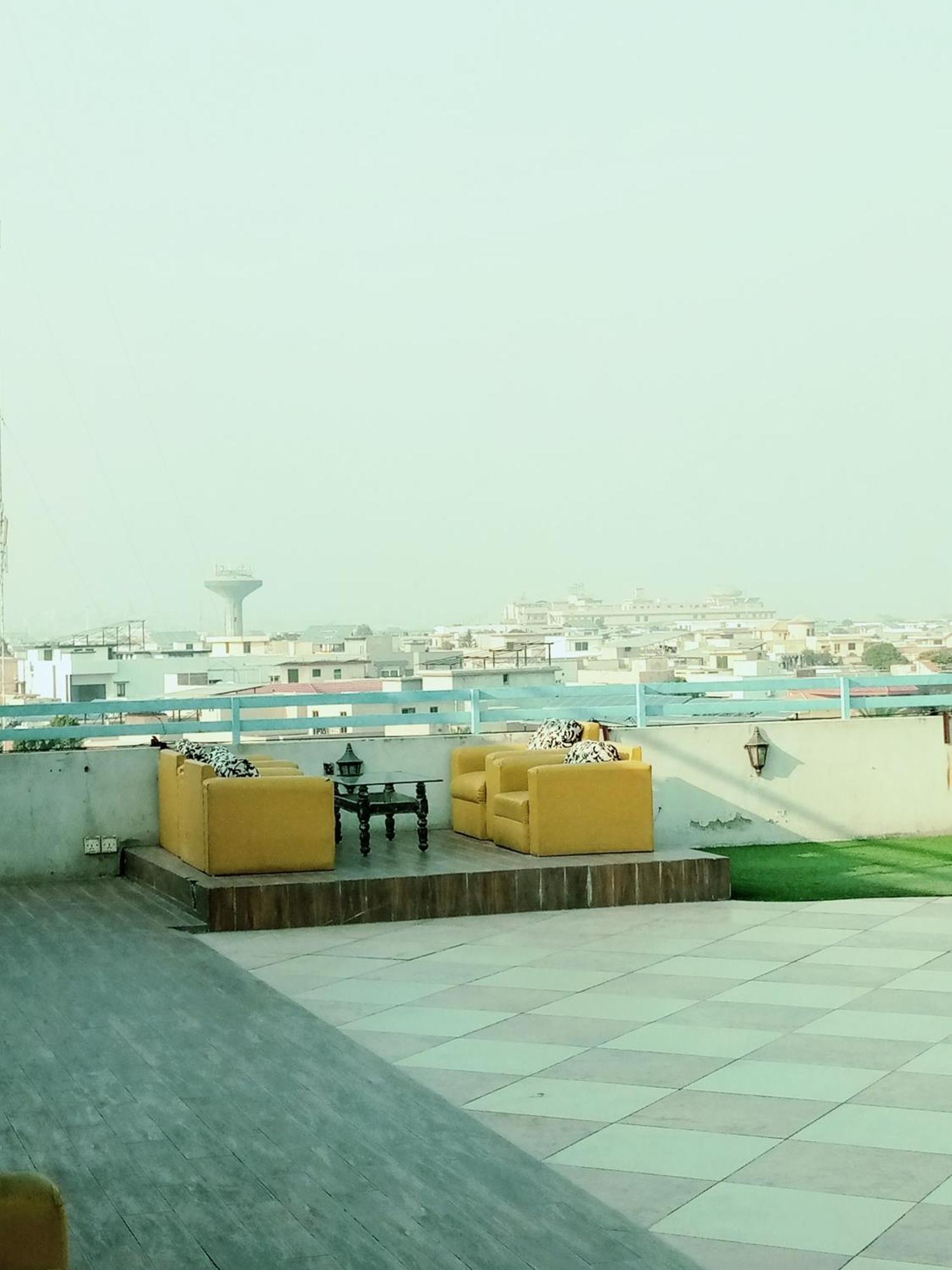 Comfortable Rental Apartments In Bahria Town Равалпинди Экстерьер фото